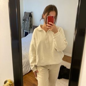 White ribbed aerie sweater 🤍